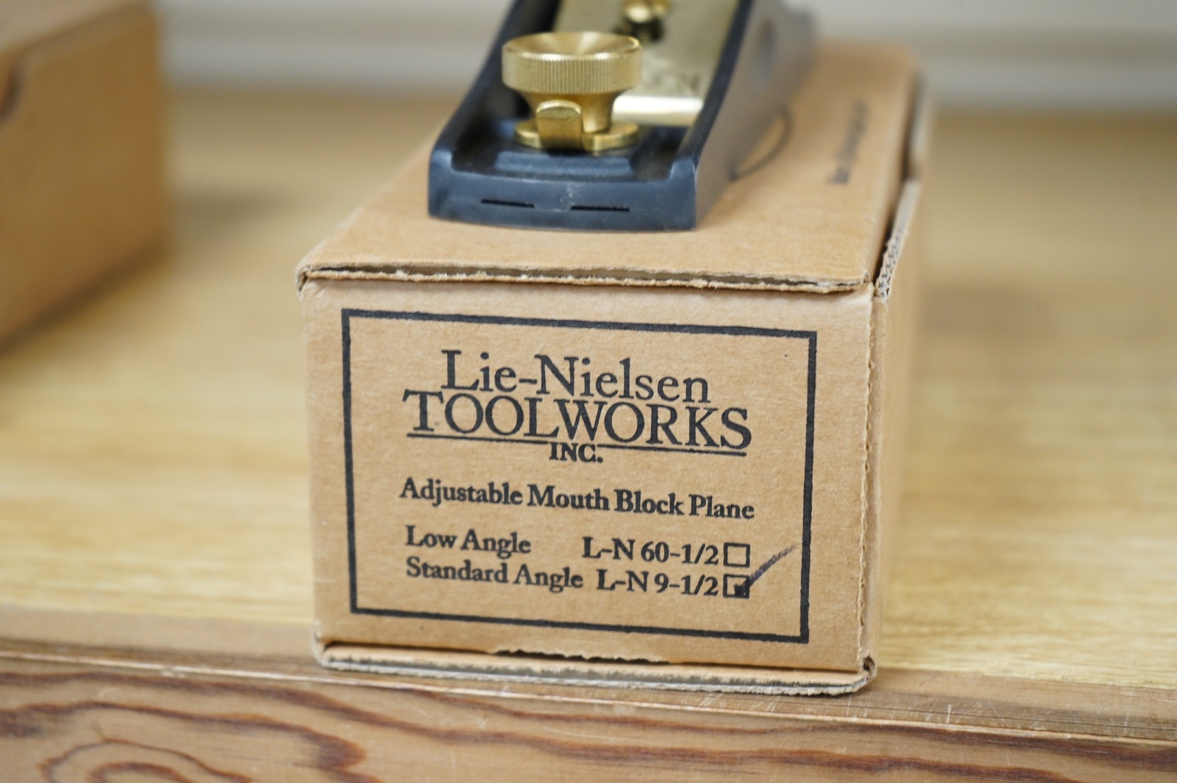 A boxed Lie Nielsen Toolworks standard block plane (L-N 9 1/2) with paperwork